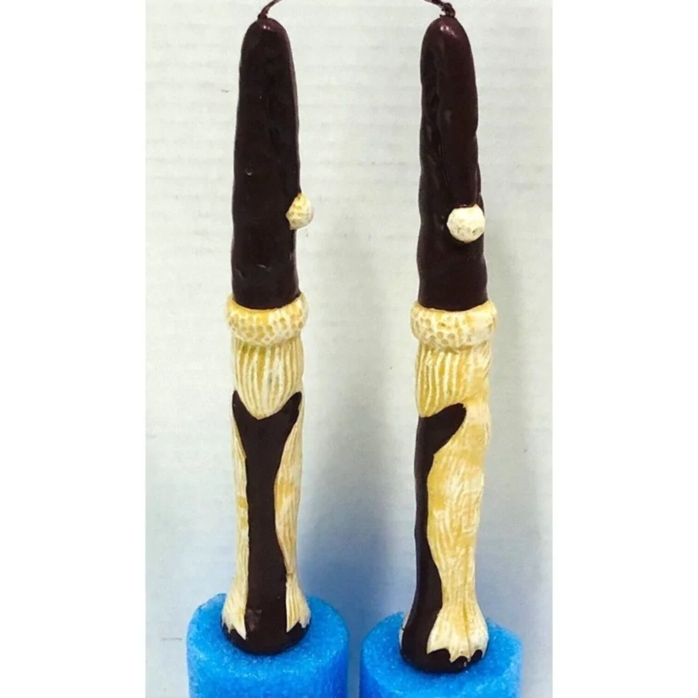 VTG Old World Santa Claus Kris Kringle Taper Candlesticks Set of 2 Burgundy XMAS